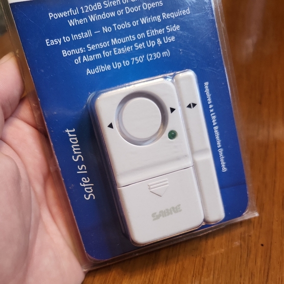 Sabre Home Series Security Wireless Door or Window Alarm 120 dB Siren New in Box - Picture 7 of 7